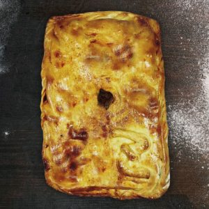 Empanada gallega artesana de zamburiñas